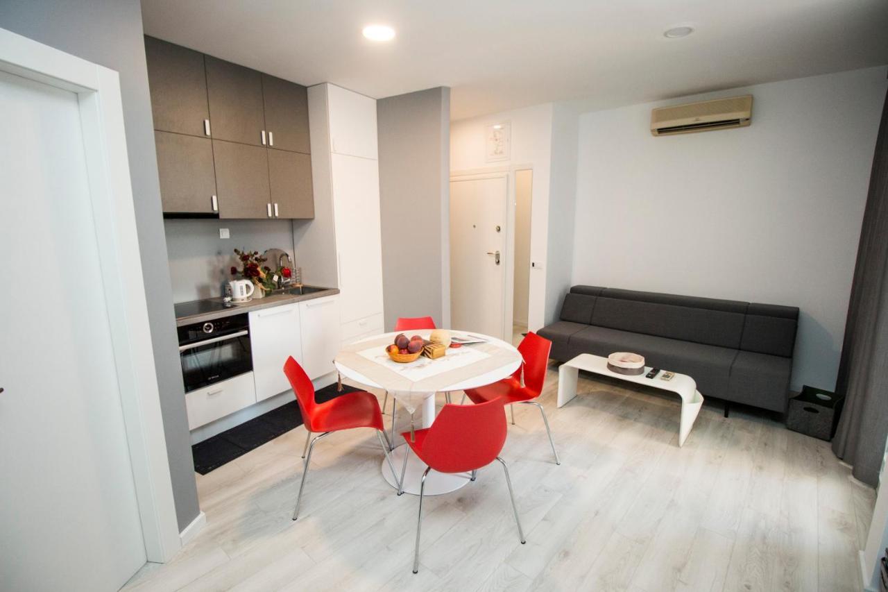 Apartman Gusar -Top Position, Close To The Center And The Beach, Fully Equipped Omiš Exterior foto